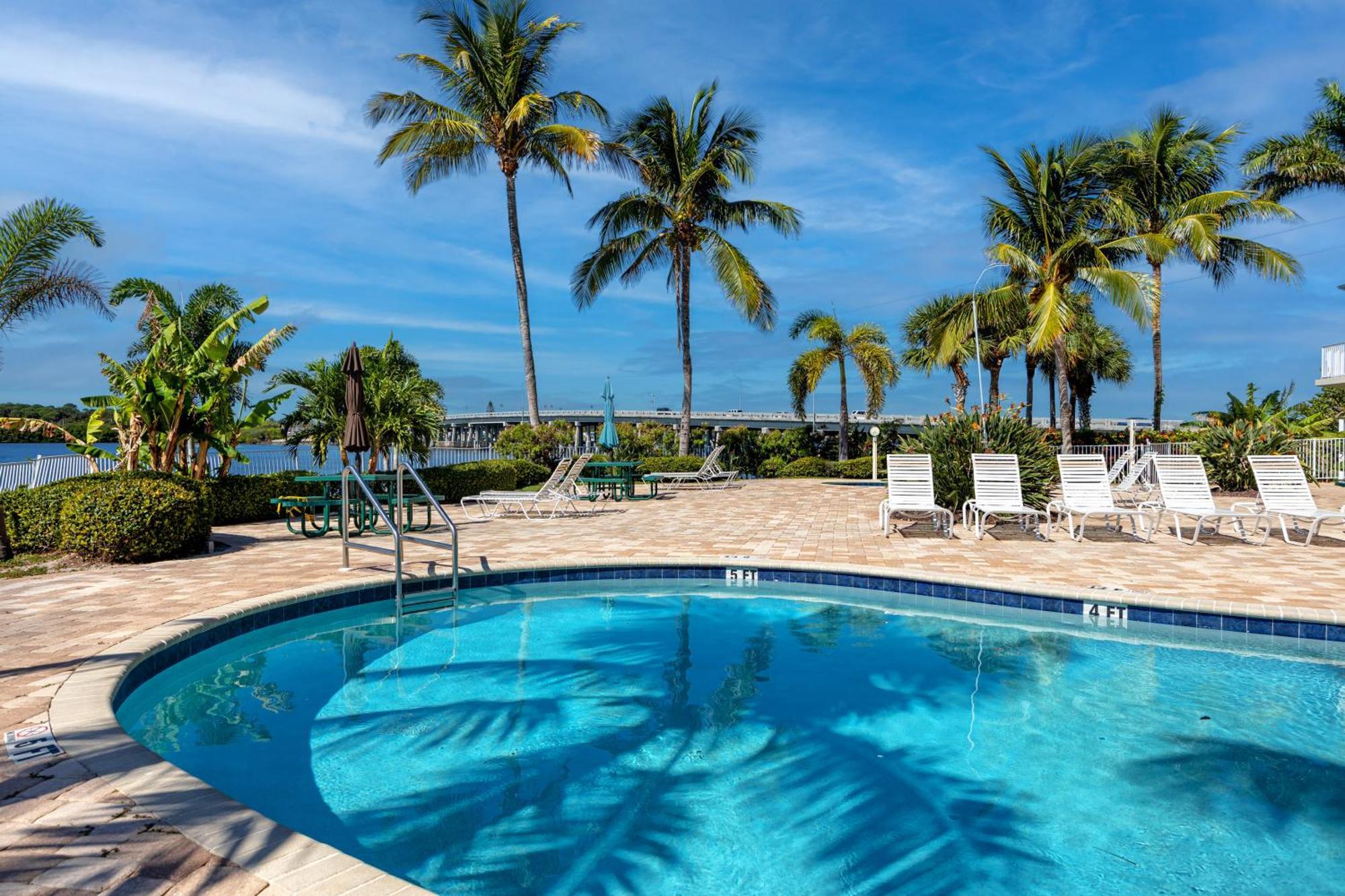 Elegant Waterfront Place For Two/Boca Ciega Resort Sankt Petersburg Zewnętrze zdjęcie
